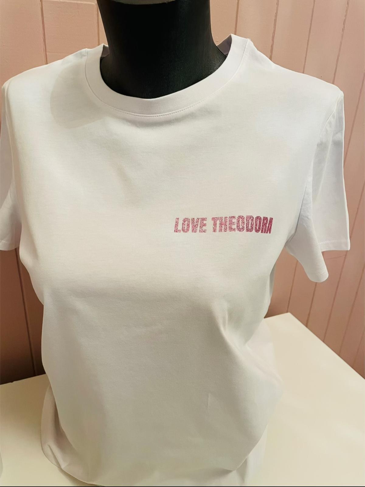 T-shirt LOVE THEODORA
